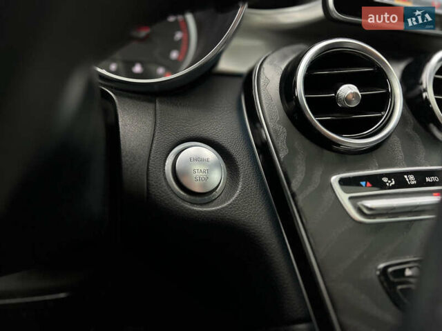 Мерседес ГЛЦ-Класс 2018 в Киеве на Automoto.ua Черный Мерседес ГЛЦ-Класс, объемом двигателя 2 л и пробегом 64 тыс. км за 29999 $, фото 42 на Automoto.ua