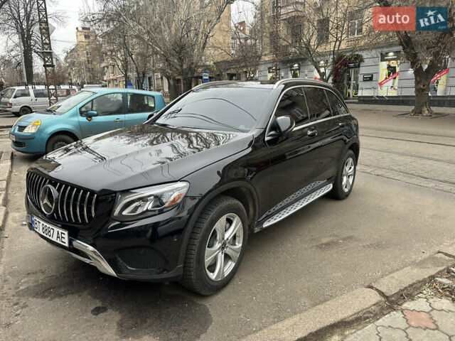 Черный Мерседес ГЛЦ-Класс, объемом двигателя 1.99 л и пробегом 115 тыс. км за 25000 $, фото 1 на Automoto.ua