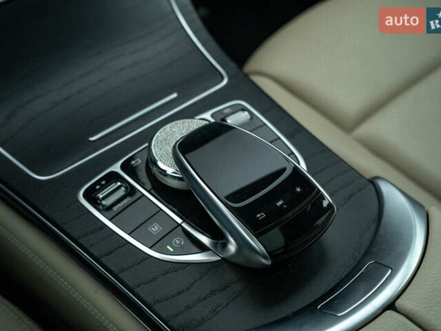 Чорний Мерседес ГЛЦ-Клас, об'ємом двигуна 1.99 л та пробігом 91 тис. км за 30400 $, фото 29 на Automoto.ua