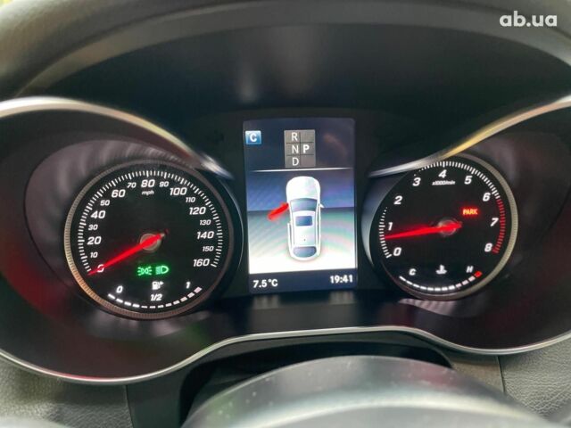 Мерседес ГЛЦ-Класс 2018 в Киеве на Automoto.ua Черный Мерседес ГЛЦ-Класс, объемом двигателя 2 л и пробегом 82 тыс. км за 45990 $, фото 37 на Automoto.ua