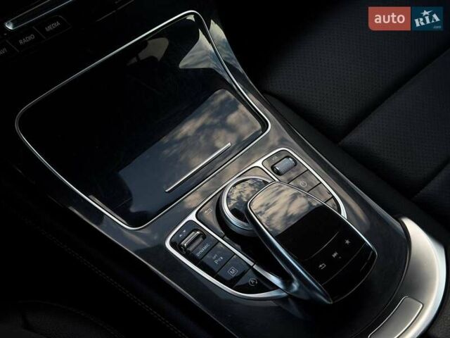 Чорний Мерседес ГЛЦ-Клас, об'ємом двигуна 2.14 л та пробігом 70 тис. км за 38000 $, фото 64 на Automoto.ua