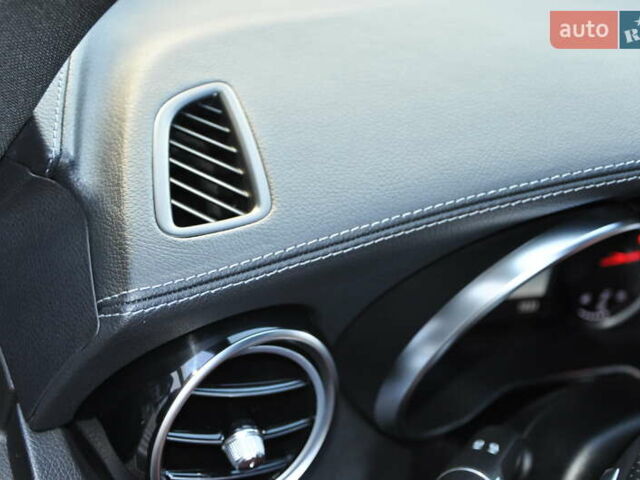 Черный Мерседес ГЛЦ-Класс, объемом двигателя 1.99 л и пробегом 68 тыс. км за 37000 $, фото 26 на Automoto.ua