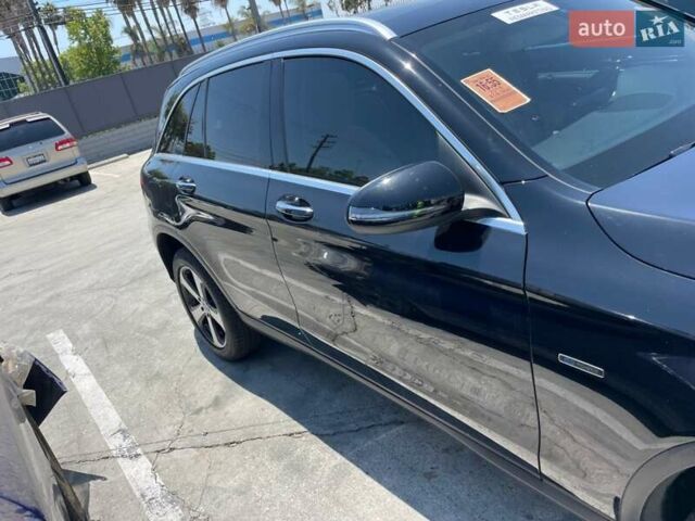 Чорний Мерседес ГЛЦ-Клас, об'ємом двигуна 1.99 л та пробігом 94 тис. км за 29999 $, фото 23 на Automoto.ua
