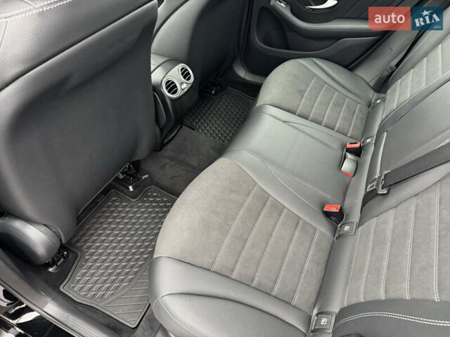 Черный Мерседес ГЛЦ-Класс, объемом двигателя 1.95 л и пробегом 79 тыс. км за 43523 $, фото 18 на Automoto.ua