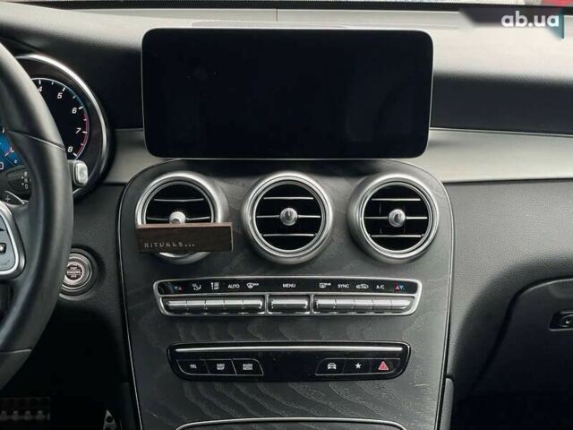 Черный Мерседес ГЛЦ-Класс, объемом двигателя 2 л и пробегом 76 тыс. км за 29900 $, фото 8 на Automoto.ua