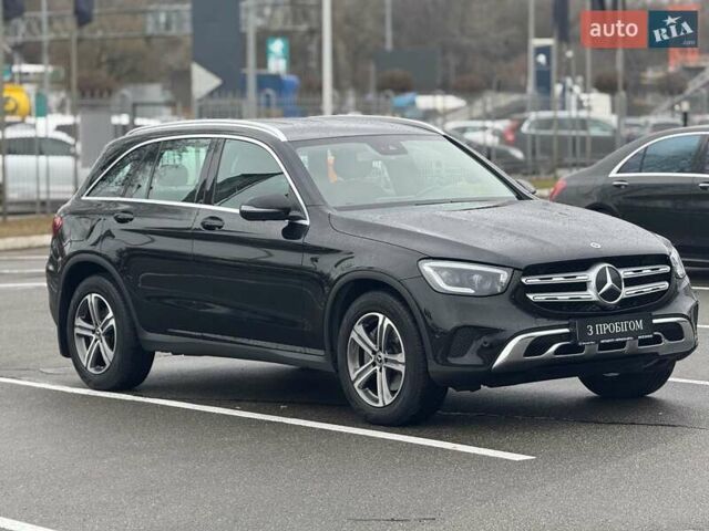 Черный Мерседес ГЛЦ-Класс, объемом двигателя 1.95 л и пробегом 79 тыс. км за 43523 $, фото 1 на Automoto.ua