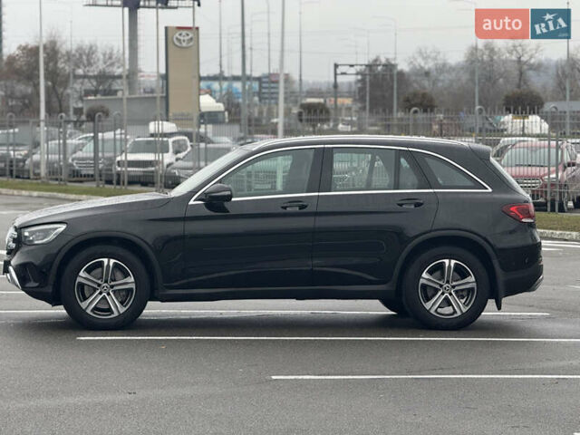 Черный Мерседес ГЛЦ-Класс, объемом двигателя 1.95 л и пробегом 79 тыс. км за 43523 $, фото 4 на Automoto.ua