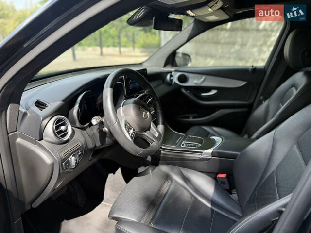 Черный Мерседес ГЛЦ-Класс, объемом двигателя 2 л и пробегом 115 тыс. км за 28000 $, фото 6 на Automoto.ua