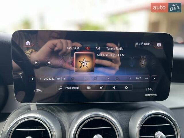 Черный Мерседес ГЛЦ-Класс, объемом двигателя 1.99 л и пробегом 49 тыс. км за 39950 $, фото 38 на Automoto.ua