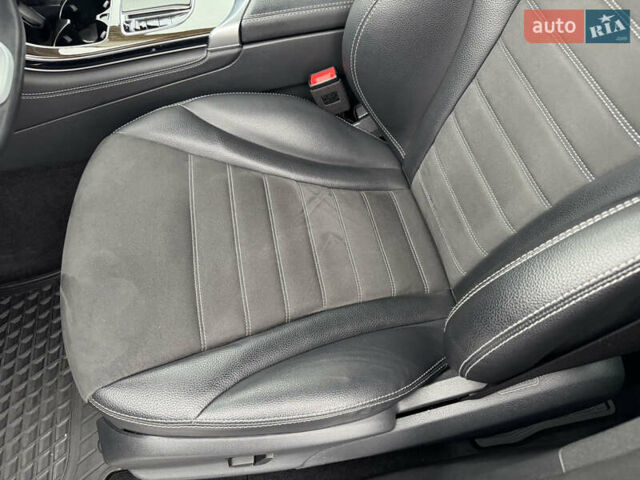 Черный Мерседес ГЛЦ-Класс, объемом двигателя 1.95 л и пробегом 79 тыс. км за 43523 $, фото 11 на Automoto.ua