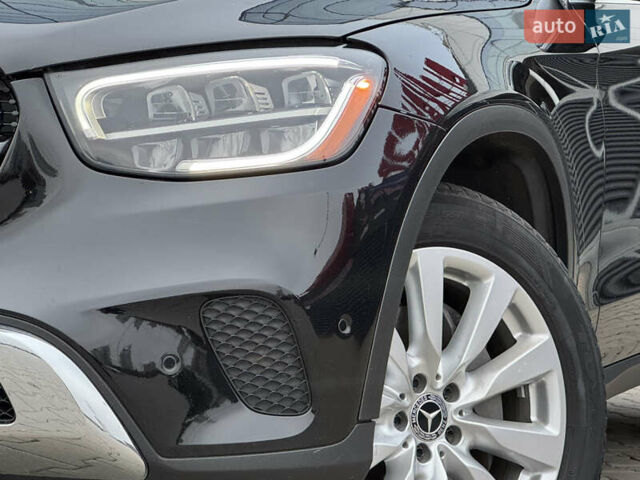 Черный Мерседес ГЛЦ-Класс, объемом двигателя 1.99 л и пробегом 78 тыс. км за 34900 $, фото 2 на Automoto.ua