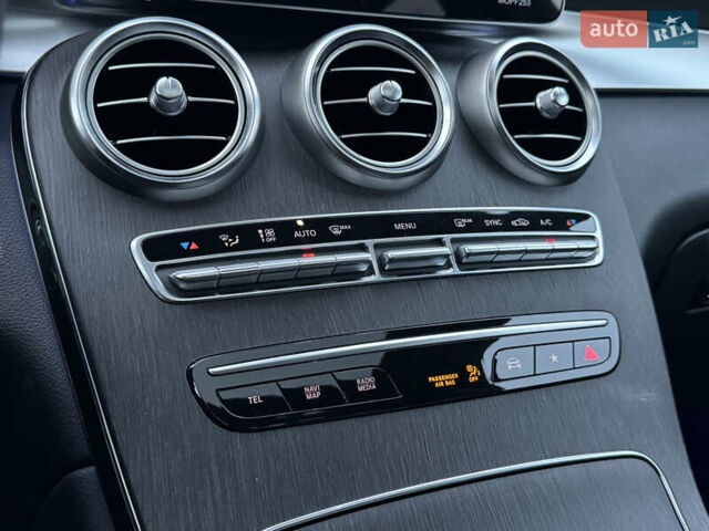 Черный Мерседес ГЛЦ-Класс, объемом двигателя 1.99 л и пробегом 78 тыс. км за 34900 $, фото 25 на Automoto.ua