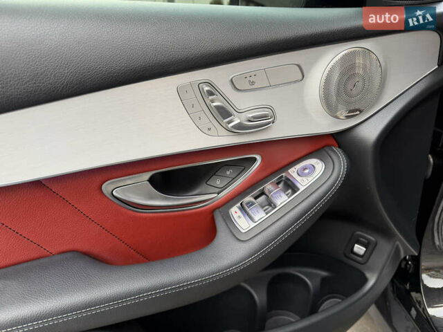 Черный Мерседес ГЛЦ-Класс, объемом двигателя 2 л и пробегом 83 тыс. км за 29999 $, фото 11 на Automoto.ua