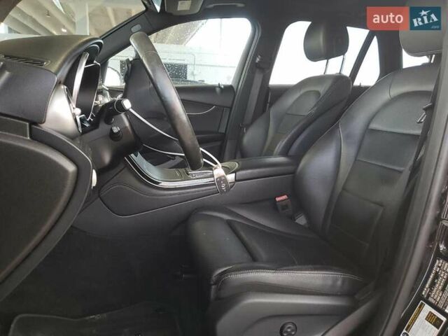 Черный Мерседес ГЛЦ-Класс, объемом двигателя 2 л и пробегом 105 тыс. км за 11000 $, фото 6 на Automoto.ua