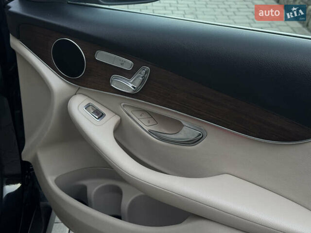 Черный Мерседес ГЛЦ-Класс, объемом двигателя 2 л и пробегом 111 тыс. км за 29400 $, фото 13 на Automoto.ua