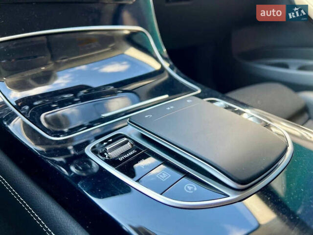 Черный Мерседес ГЛЦ-Класс, объемом двигателя 1.99 л и пробегом 102 тыс. км за 40200 $, фото 17 на Automoto.ua