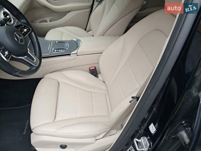 Черный Мерседес ГЛЦ-Класс, объемом двигателя 1.99 л и пробегом 114 тыс. км за 28600 $, фото 21 на Automoto.ua