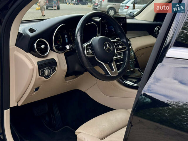 Черный Мерседес ГЛЦ-Класс, объемом двигателя 1.95 л и пробегом 190 тыс. км за 35000 $, фото 28 на Automoto.ua