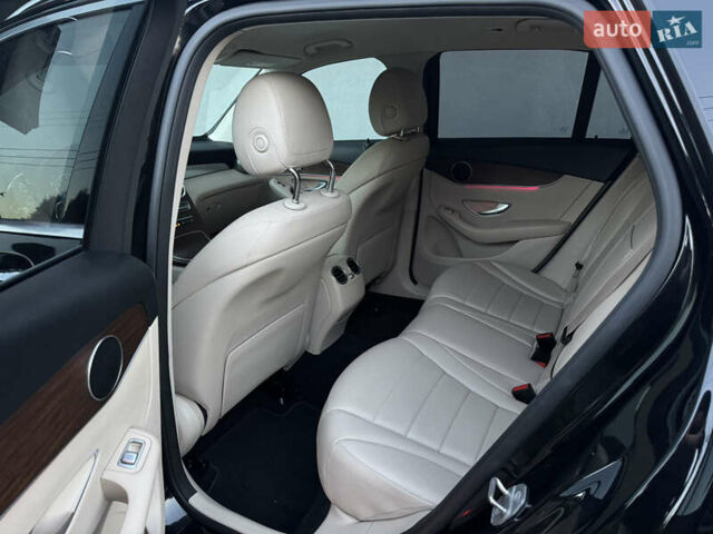 Черный Мерседес ГЛЦ-Класс, объемом двигателя 2 л и пробегом 111 тыс. км за 29400 $, фото 32 на Automoto.ua