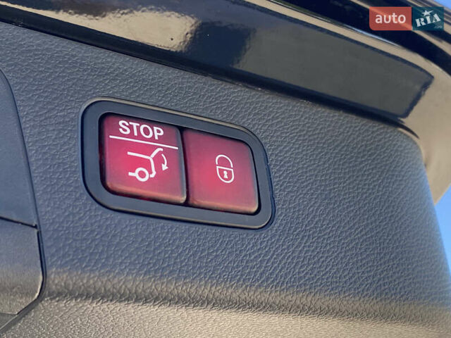 Черный Мерседес ГЛЦ-Класс, объемом двигателя 2 л и пробегом 80 тыс. км за 36500 $, фото 28 на Automoto.ua