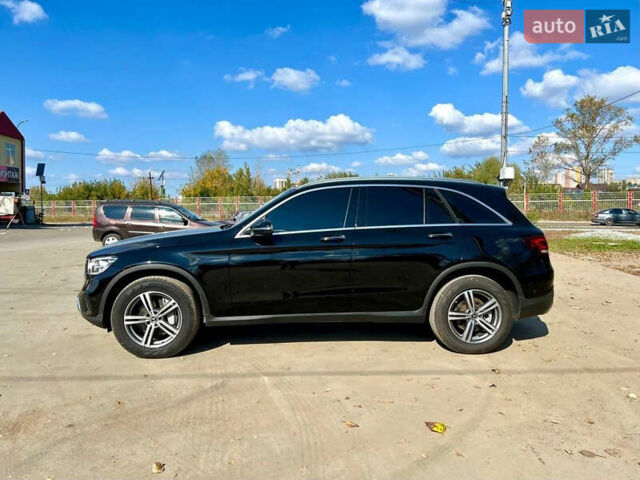 Черный Мерседес ГЛЦ-Класс, объемом двигателя 1.99 л и пробегом 102 тыс. км за 40200 $, фото 4 на Automoto.ua