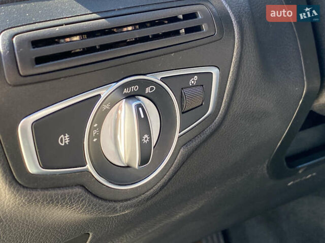 Черный Мерседес ГЛЦ-Класс, объемом двигателя 2 л и пробегом 80 тыс. км за 36500 $, фото 17 на Automoto.ua