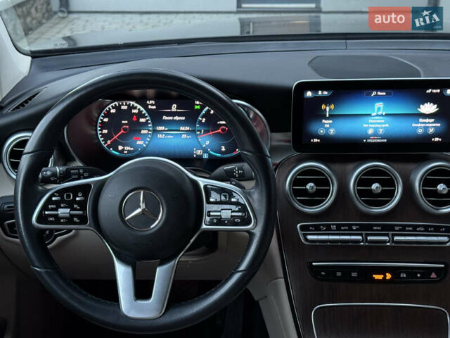 Черный Мерседес ГЛЦ-Класс, объемом двигателя 2 л и пробегом 111 тыс. км за 29400 $, фото 2 на Automoto.ua