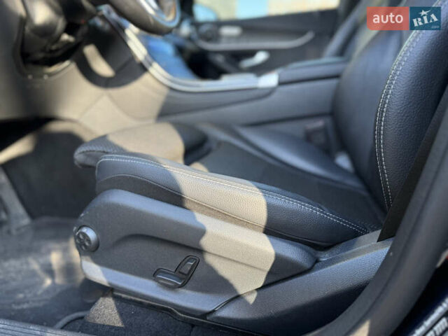 Чорний Мерседес ГЛЦ-Клас, об'ємом двигуна 2 л та пробігом 177 тис. км за 36800 $, фото 22 на Automoto.ua