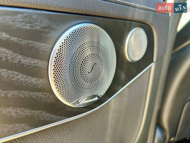 Черный Мерседес ГЛЦ-Класс, объемом двигателя 1.99 л и пробегом 102 тыс. км за 40200 $, фото 9 на Automoto.ua