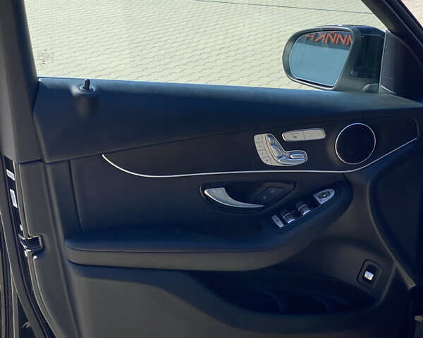 Черный Мерседес ГЛЦ-Класс, объемом двигателя 2 л и пробегом 80 тыс. км за 36500 $, фото 19 на Automoto.ua