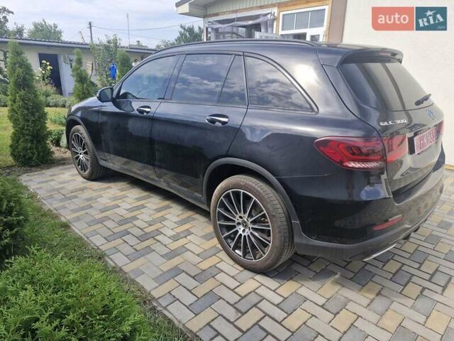 Мерседес ГЛЦ-Класс 2020 в Кременчуге на Automoto.ua Черный Мерседес ГЛЦ-Класс, объемом двигателя 2 л и пробегом 82 тыс. км за 29900 $, фото 2 на Automoto.ua
