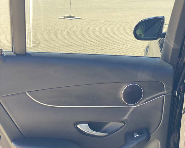 Черный Мерседес ГЛЦ-Класс, объемом двигателя 2 л и пробегом 80 тыс. км за 36500 $, фото 26 на Automoto.ua