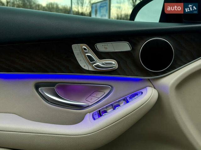 Черный Мерседес ГЛЦ-Класс, объемом двигателя 2 л и пробегом 66 тыс. км за 32000 $, фото 22 на Automoto.ua