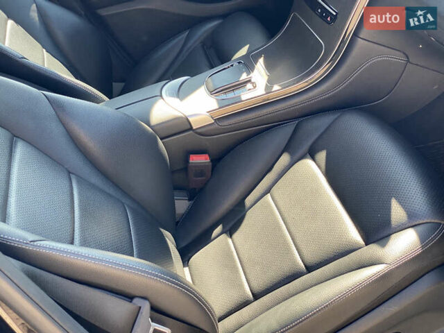 Черный Мерседес ГЛЦ-Класс, объемом двигателя 2 л и пробегом 80 тыс. км за 36500 $, фото 21 на Automoto.ua