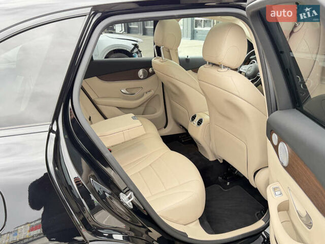 Черный Мерседес ГЛЦ-Класс, объемом двигателя 2 л и пробегом 102 тыс. км за 34800 $, фото 22 на Automoto.ua