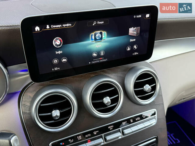 Черный Мерседес ГЛЦ-Класс, объемом двигателя 2.93 л и пробегом 115 тыс. км за 54500 $, фото 24 на Automoto.ua