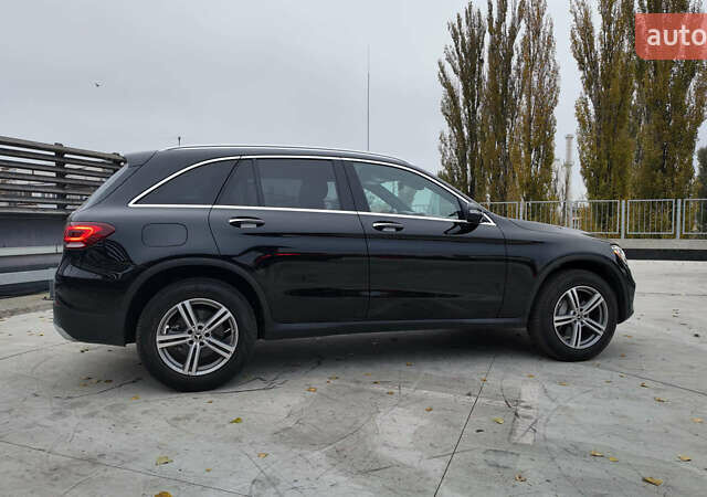 Черный Мерседес ГЛЦ-Класс, объемом двигателя 1.99 л и пробегом 29 тыс. км за 37990 $, фото 7 на Automoto.ua