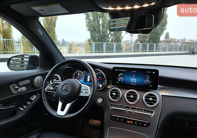 Черный Мерседес ГЛЦ-Класс, объемом двигателя 1.99 л и пробегом 29 тыс. км за 37990 $, фото 13 на Automoto.ua