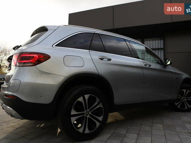 Чорний Мерседес ГЛЦ-Клас, об'ємом двигуна 1.99 л та пробігом 99 тис. км за 44899 $, фото 51 на Automoto.ua