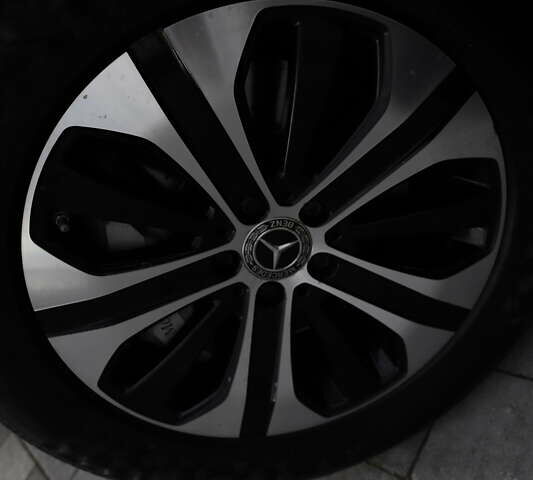 Чорний Мерседес ГЛЦ-Клас, об'ємом двигуна 1.99 л та пробігом 99 тис. км за 44899 $, фото 39 на Automoto.ua