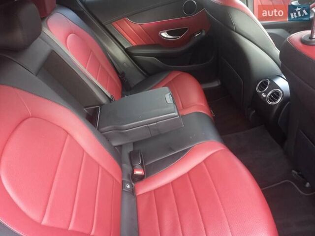 Черный Мерседес ГЛЦ-Класс, объемом двигателя 1.99 л и пробегом 108 тыс. км за 50000 $, фото 1 на Automoto.ua