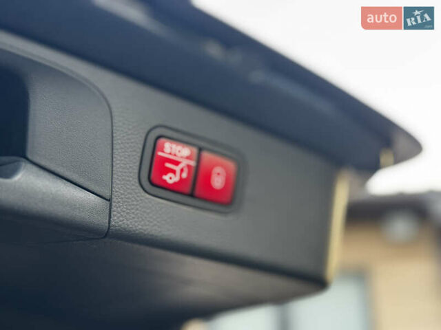 Чорний Мерседес ГЛЦ-Клас, об'ємом двигуна 3 л та пробігом 26 тис. км за 48900 $, фото 36 на Automoto.ua