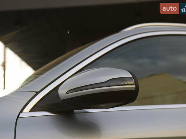 Чорний Мерседес ГЛЦ-Клас, об'ємом двигуна 1.99 л та пробігом 99 тис. км за 44899 $, фото 26 на Automoto.ua