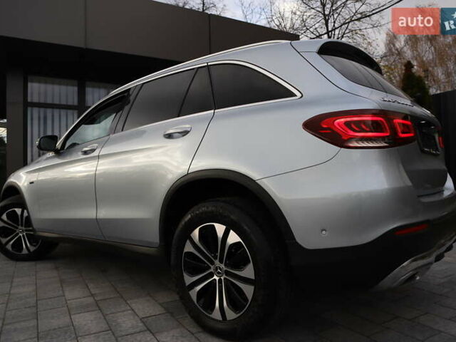 Чорний Мерседес ГЛЦ-Клас, об'ємом двигуна 1.99 л та пробігом 99 тис. км за 44899 $, фото 62 на Automoto.ua