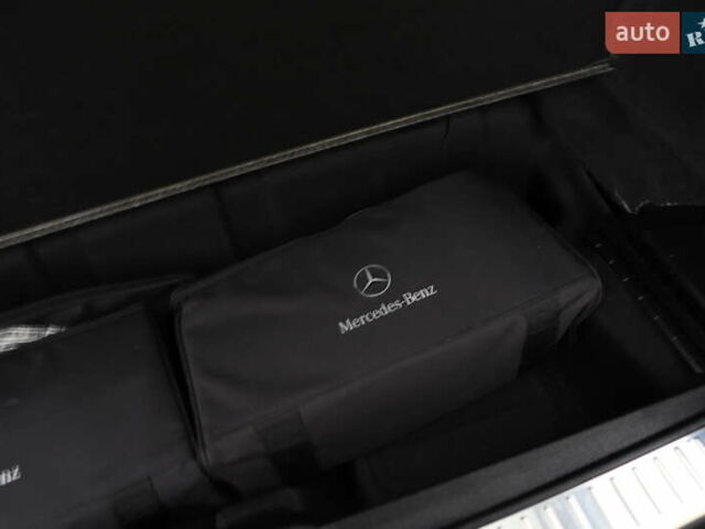 Чорний Мерседес ГЛЦ-Клас, об'ємом двигуна 1.99 л та пробігом 99 тис. км за 44899 $, фото 92 на Automoto.ua