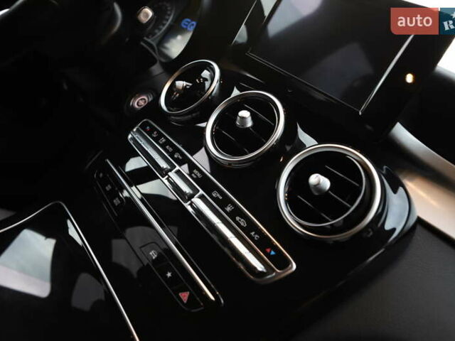 Чорний Мерседес ГЛЦ-Клас, об'ємом двигуна 1.99 л та пробігом 99 тис. км за 44899 $, фото 78 на Automoto.ua