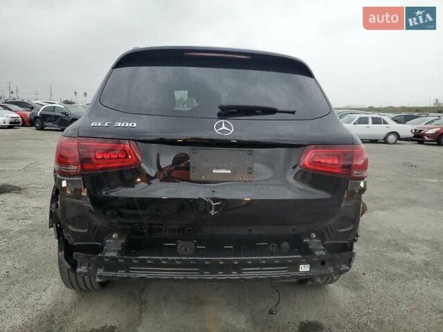 Черный Мерседес ГЛЦ-Класс, объемом двигателя 1.99 л и пробегом 50 тыс. км за 12990 $, фото 5 на Automoto.ua