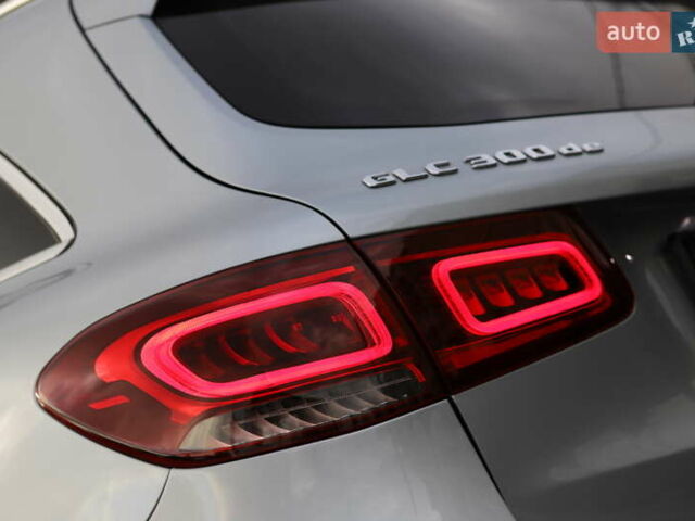 Чорний Мерседес ГЛЦ-Клас, об'ємом двигуна 1.99 л та пробігом 99 тис. км за 44899 $, фото 60 на Automoto.ua