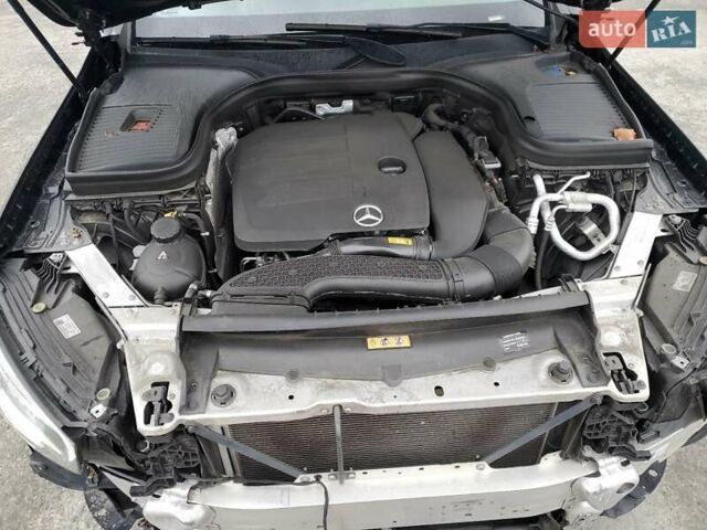 Черный Мерседес ГЛЦ-Класс, объемом двигателя 1.99 л и пробегом 50 тыс. км за 12990 $, фото 11 на Automoto.ua