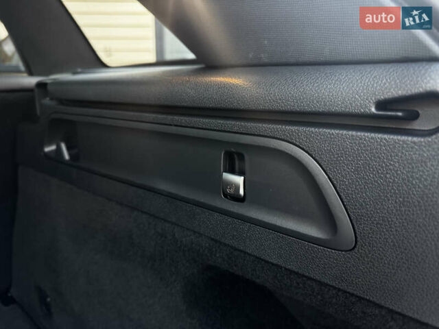 Чорний Мерседес ГЛЦ-Клас, об'ємом двигуна 3 л та пробігом 26 тис. км за 48900 $, фото 39 на Automoto.ua
